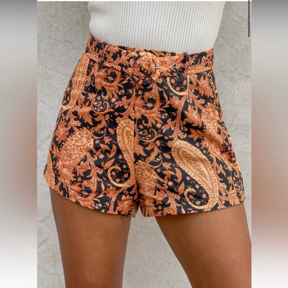 NWT Charlie Holiday Kelly Shorts Burnt Paisley High Waist Belted Size 4 Small